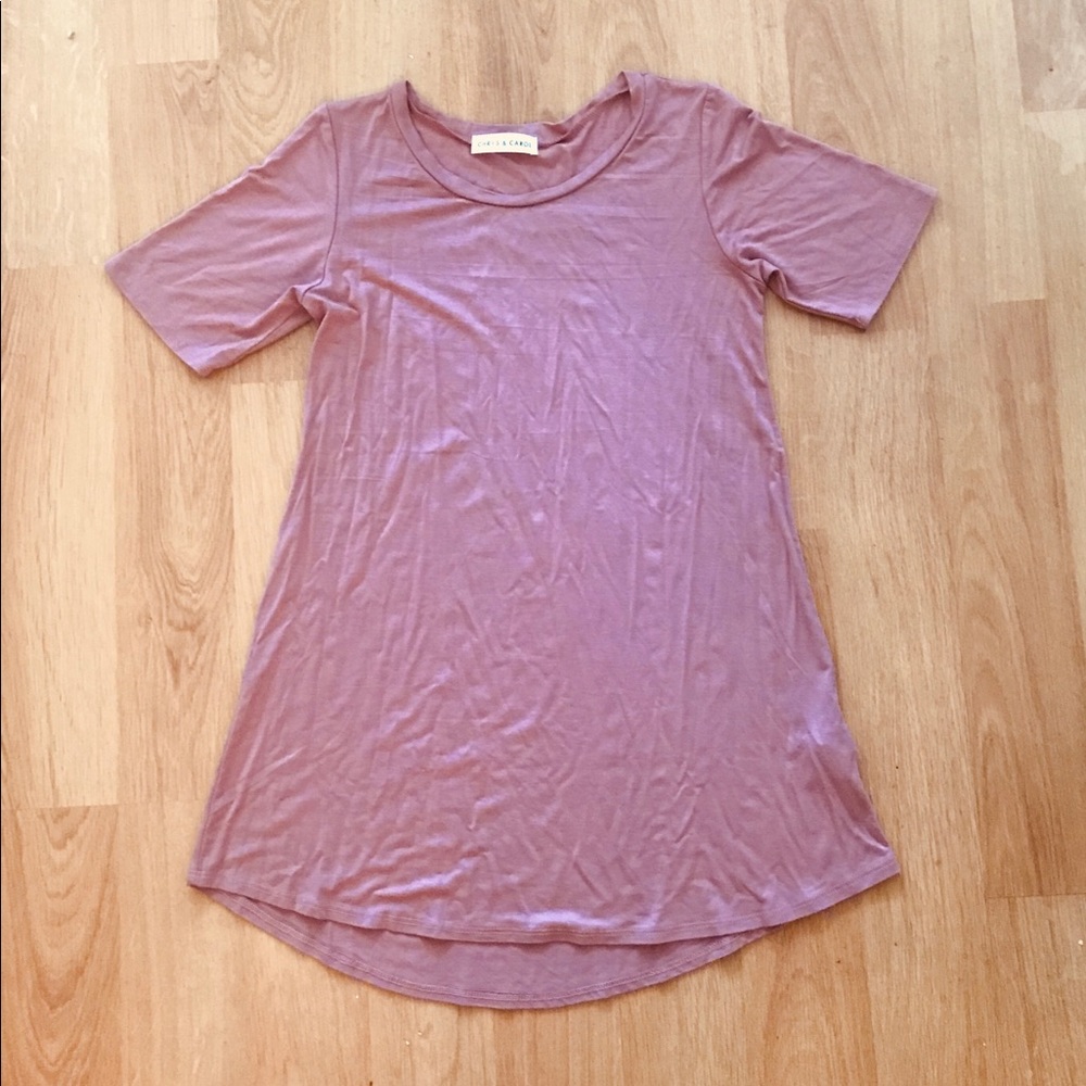 🌸NWOT Chris & Carol mauve tee. Size Small. 🌸